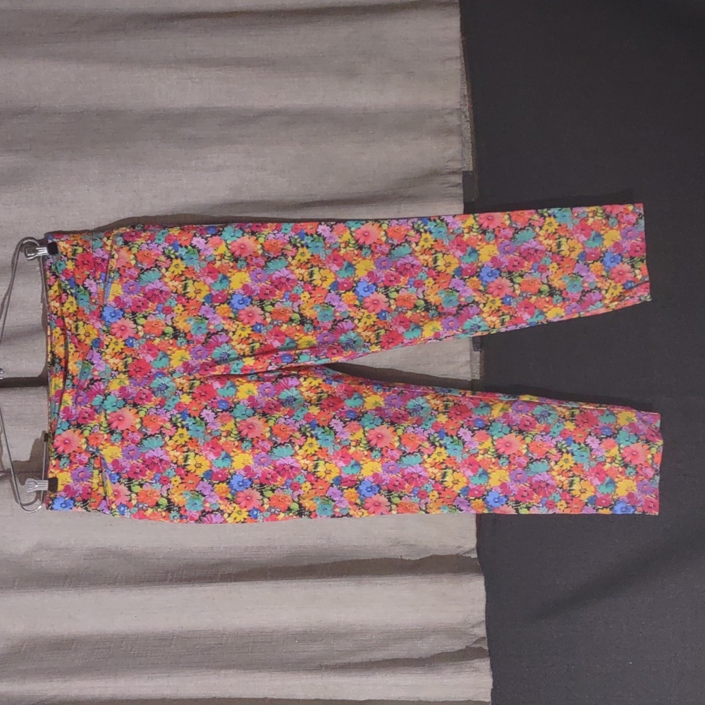 Attyre elastic floral pants 14